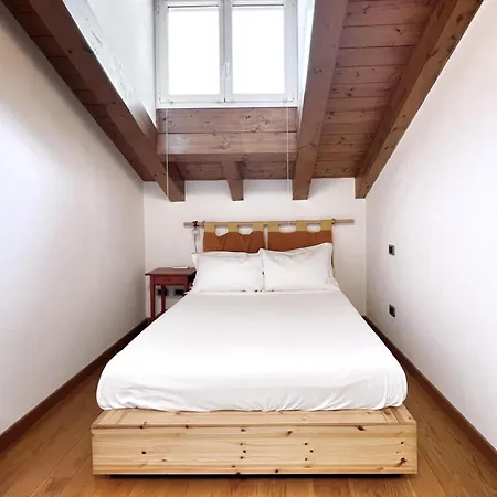 Ur-nest Giuseppe Ceneri * بولونيا