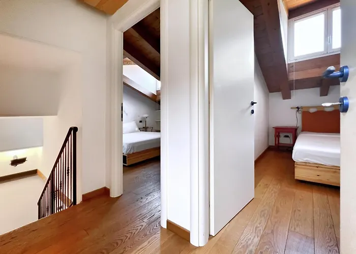 Ur-nest Giuseppe Ceneri بولونيا